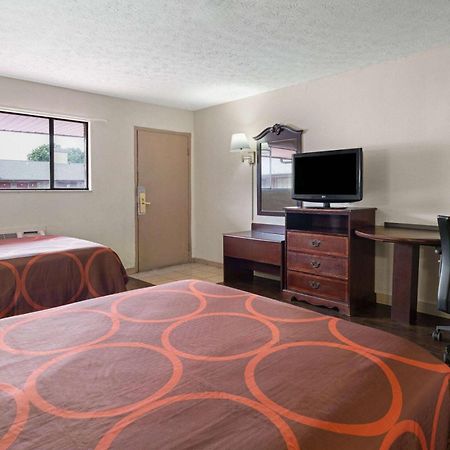 Super 8 By Wyndham Youngstown Girard Exterior photo