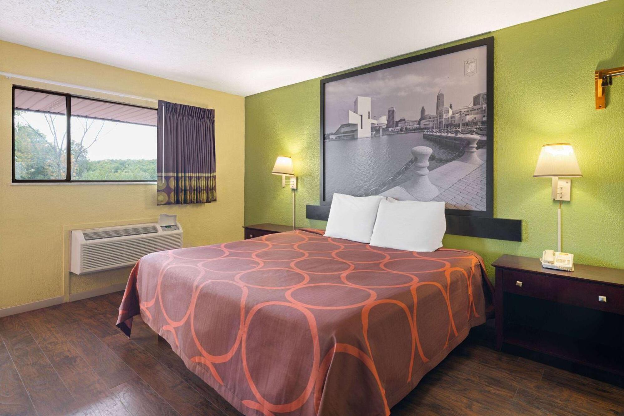 Super 8 By Wyndham Youngstown Girard Exterior photo